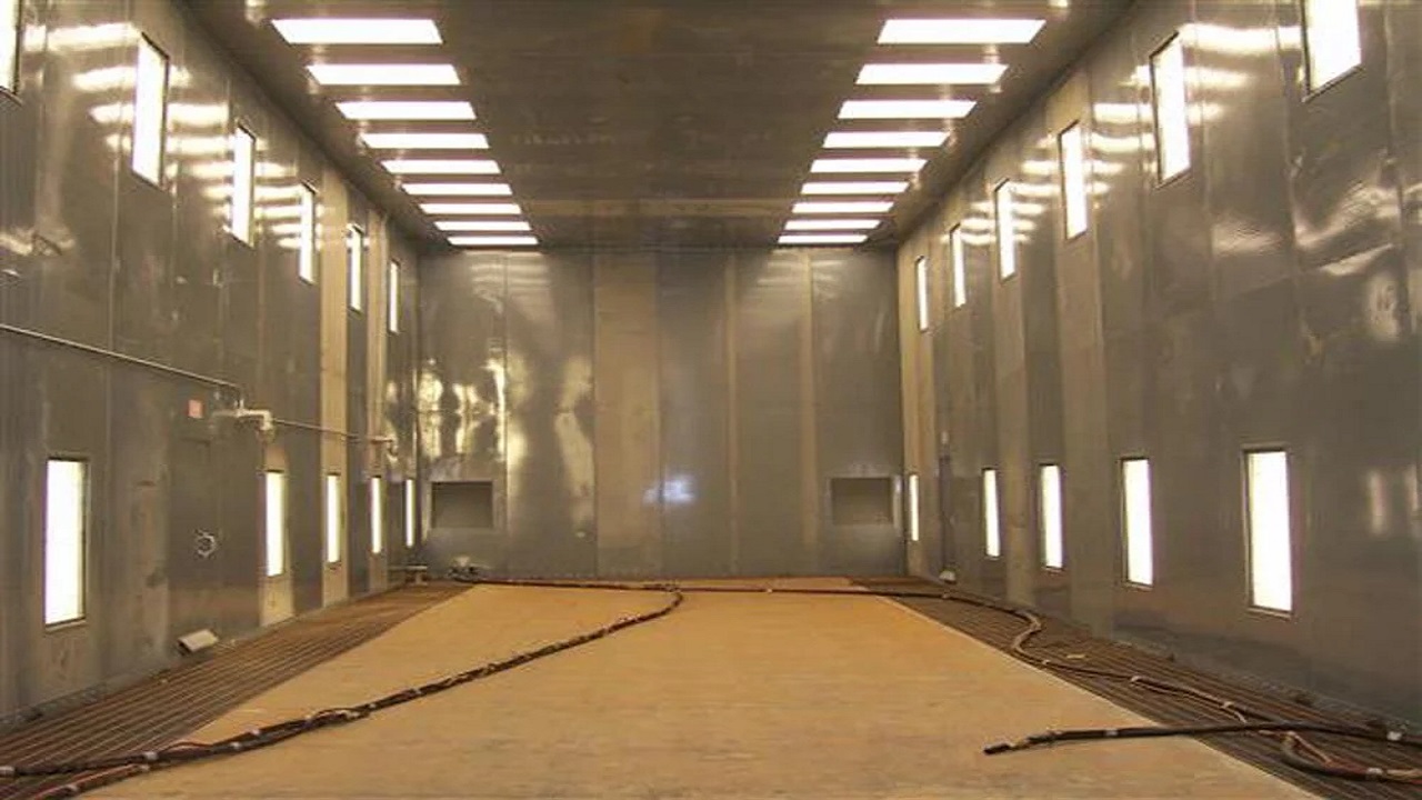 Importance of Sand Blasting Room in the Ship Building Industry